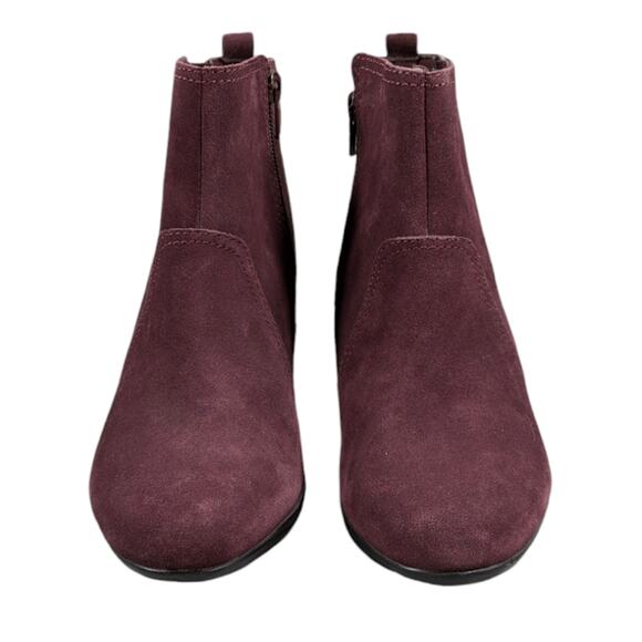 Clarks Crystal Quartz Suede Wedge Boots EUC Size 7W S2903 - Picture 5 of 12